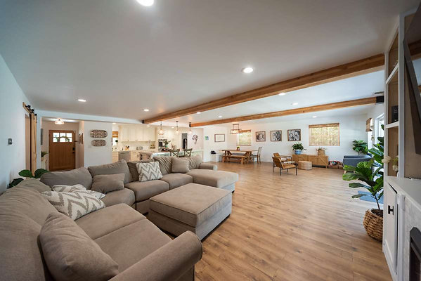13405 living 1