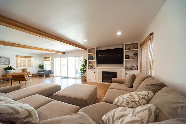13405 living 5