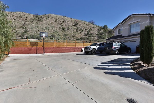 CapEquityCanyonCountryHilltop8