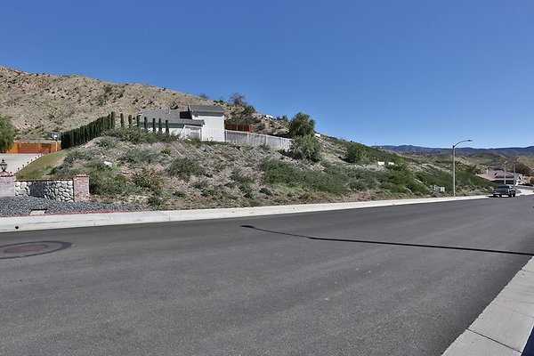 CapEquityCanyonCountryHilltop6