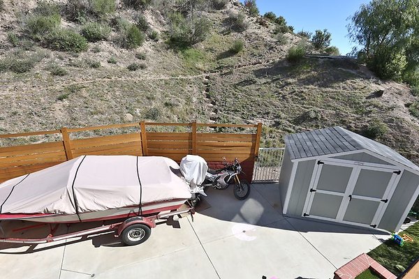 CapEquityCanyonCountryHilltop41