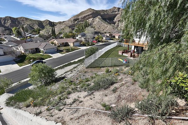 CapEquityCanyonCountryHilltop54