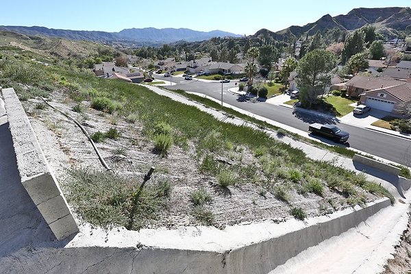 CapEquityCanyonCountryHilltop52