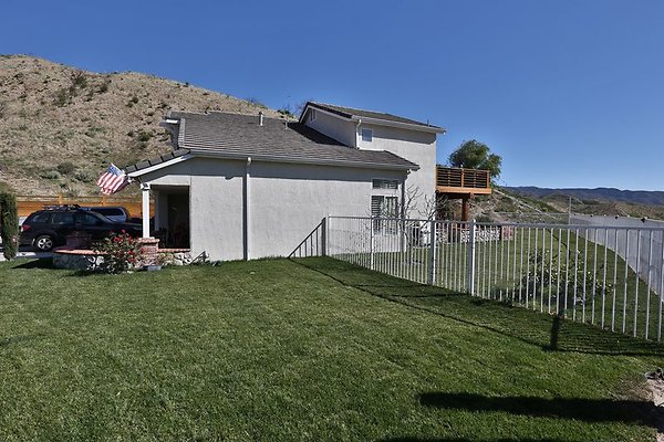 CapEquityCanyonCountryHilltop15