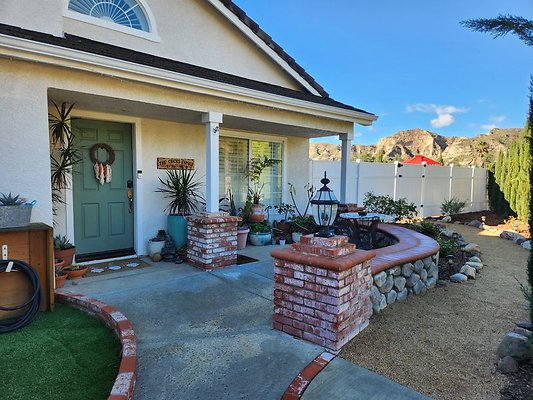 CapEquityCanyonCountryHilltop57
