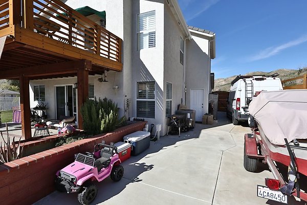 CapEquityCanyonCountryHilltop48